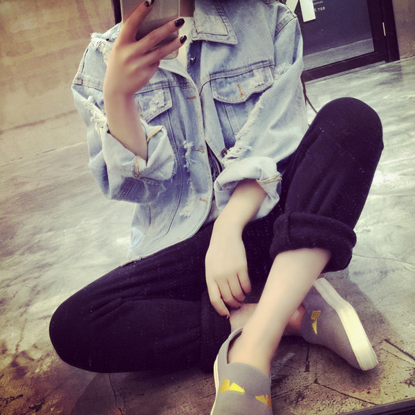 Стилно дамско дънково накъсано яке в светлосин и тъмносин вариант