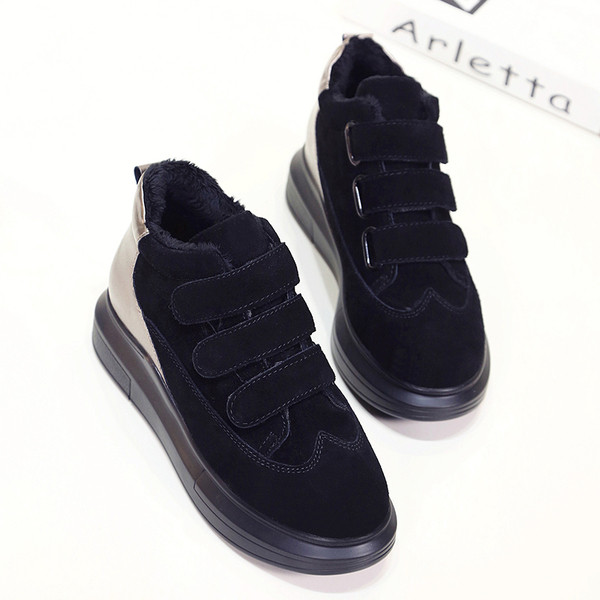 Черни много удобни дамски ежедневни обувки