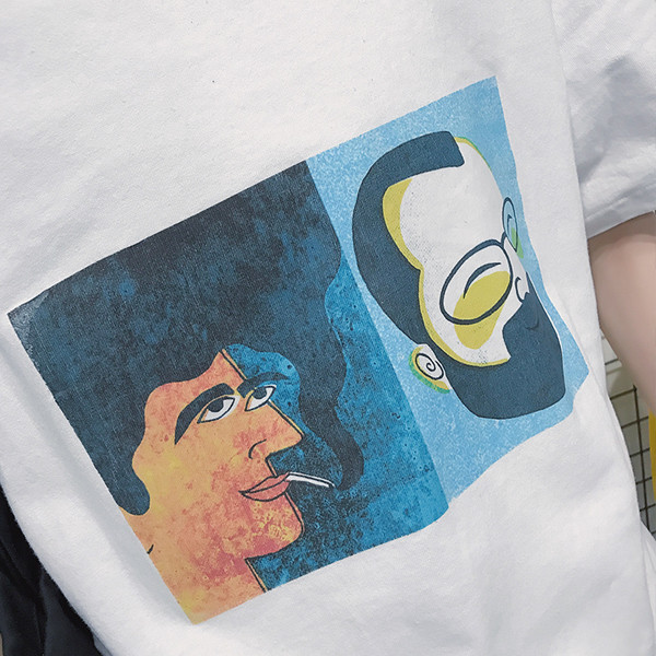 μεγάλη μπλούζα Οι άνδρες με κοντά μανίκια και απλικέ σε δύο χρώματα