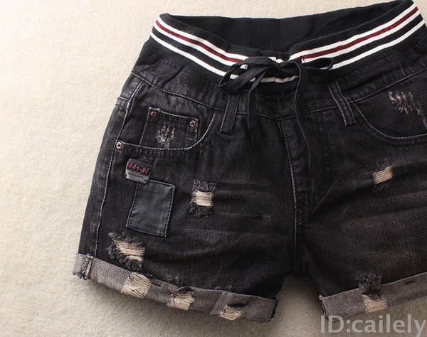 Стилни дамски къси панталони - с ластик, подвити