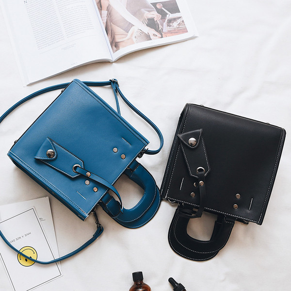 Γυναικείες  τσάντες casual σε διάφορα χρώματα και κεντήματα της κερασιάς