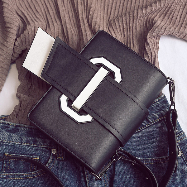 Много стилна дамска чанта през рамо с изключителна закопчалка