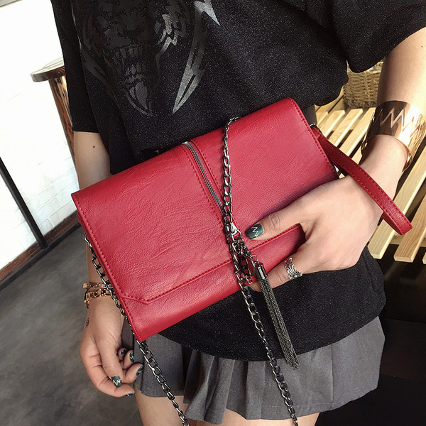 Много стилна дамска  кожена чанта през рамо