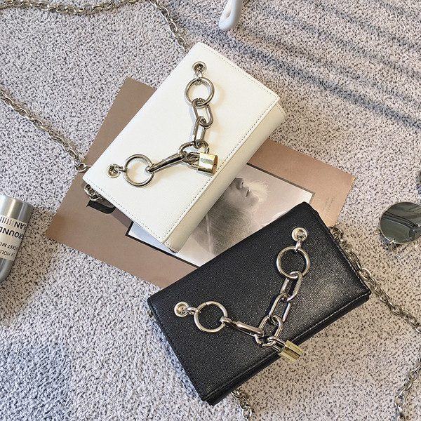 Μίνι αδιαφανή σακούλα πολύ ενδιαφέρουσα κλειδαριά και να χειρίζονται το χέρι