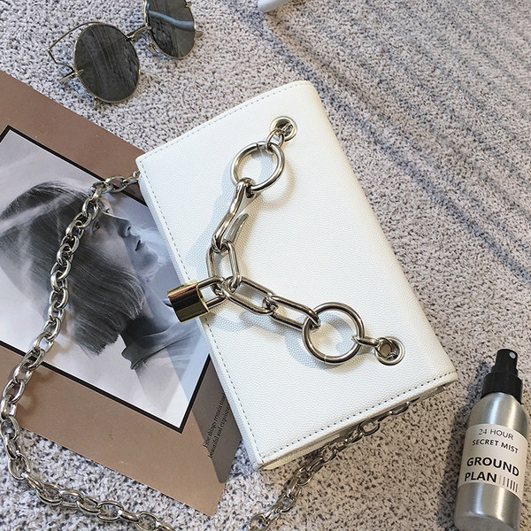 Μίνι αδιαφανή σακούλα πολύ ενδιαφέρουσα κλειδαριά και να χειρίζονται το χέρι