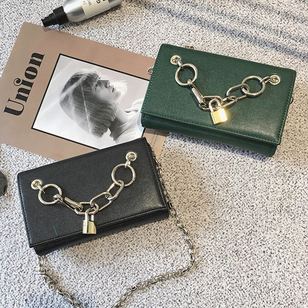 Μίνι αδιαφανή σακούλα πολύ ενδιαφέρουσα κλειδαριά και να χειρίζονται το χέρι