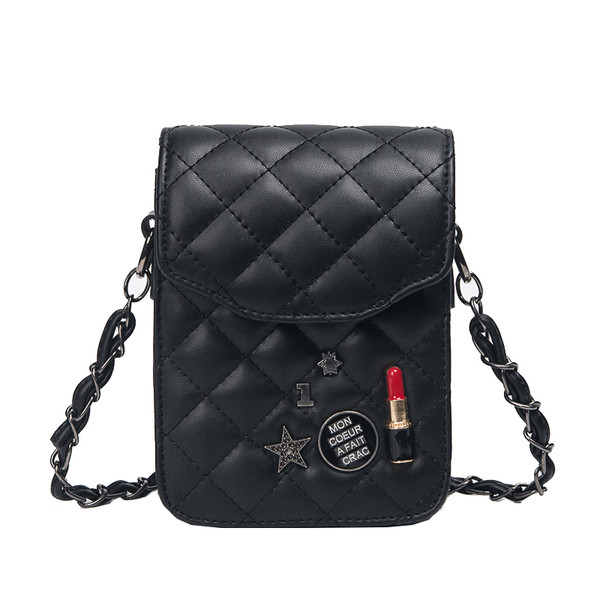 Μεγάλη τσάντα με γεμισμένη λαβή πάνω από τον ώμο σε δύο χρώματα