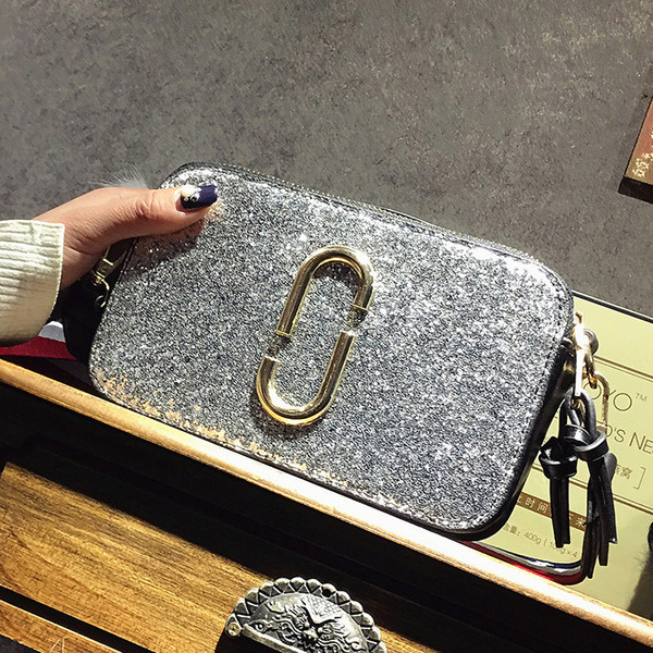 Εξαιρετικά κομψό κυρίες βραδινή τσάντα με λαμπερά μπροκάρ μακρύ χερούλι και ιμάντα ώμου