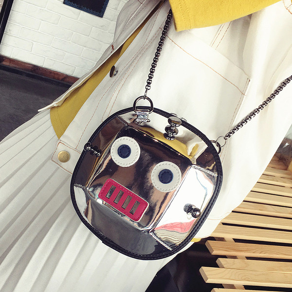 Σύγχρονη γυναικεία τσάντα από σιλικόνη με μεγάλη λαβή και εφαρμογή