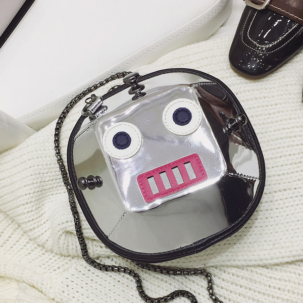 Σύγχρονη γυναικεία τσάντα από σιλικόνη με μεγάλη λαβή και εφαρμογή