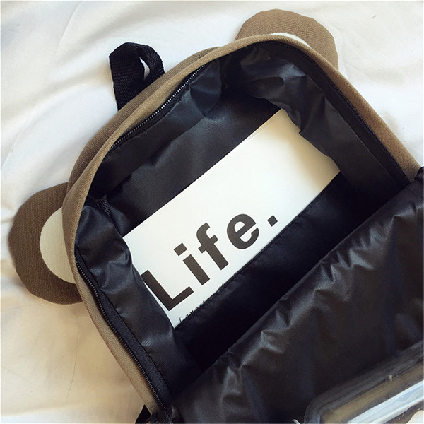 Όμορφες κυρίες καθημερινό σακίδιο σε τρία χρώματα