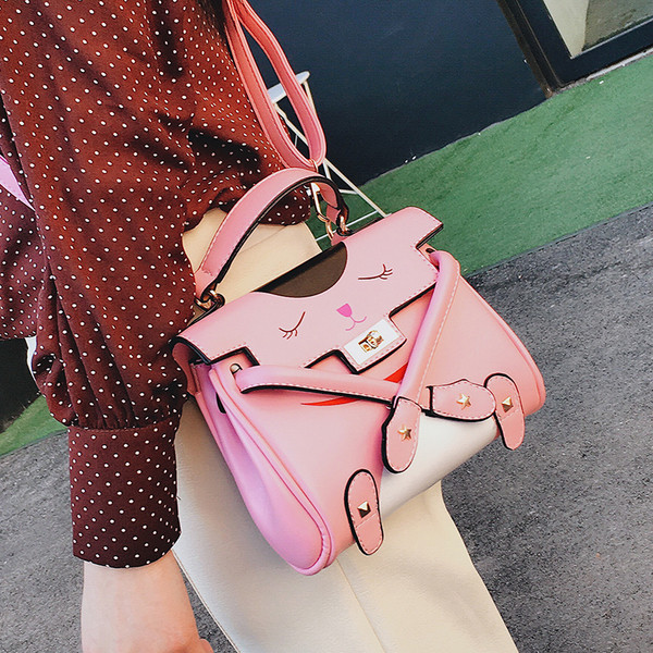 Свежи и много интересни дамски ръчни чанти с апликации