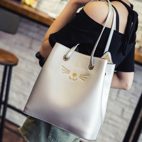 Πολύ όμορφη τσάντα τύπου τσάντα με τα αυτιά της γάτας