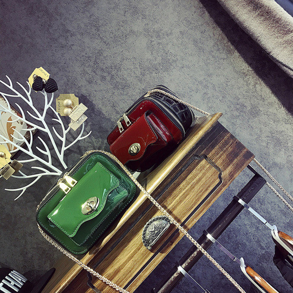 μίνι δερμάτινη τσάντα σύγχρονες γυναίκες με ιμάντα ώμου