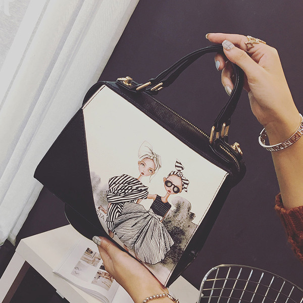 Дамска ръчна чанта с дълга дръжка за през рамо в два различни цвята