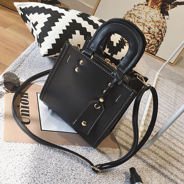 Καθημερινά τσάντα σε διάφορα χρώματα