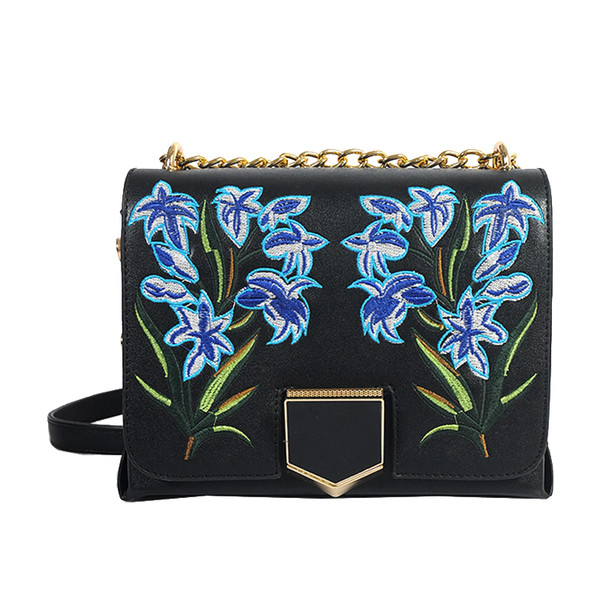 Μοναδική μικρή τσάντα με χρυσό ώμο λουράκι ώμου