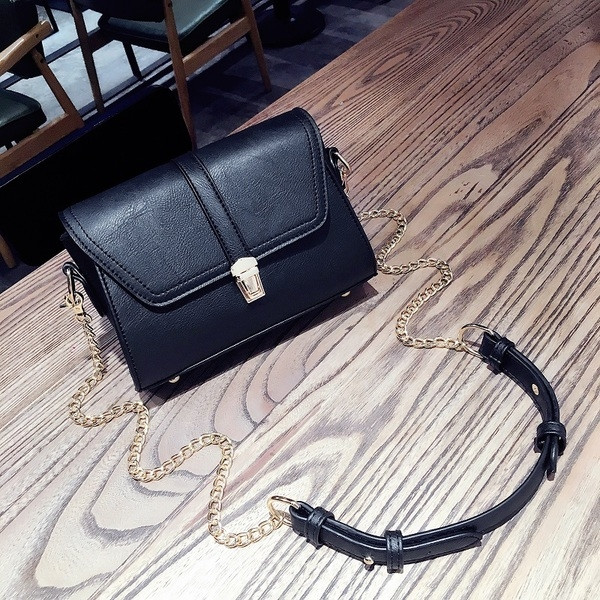 Ένα απλό ελατήριο καθαρό πορτοφόλι