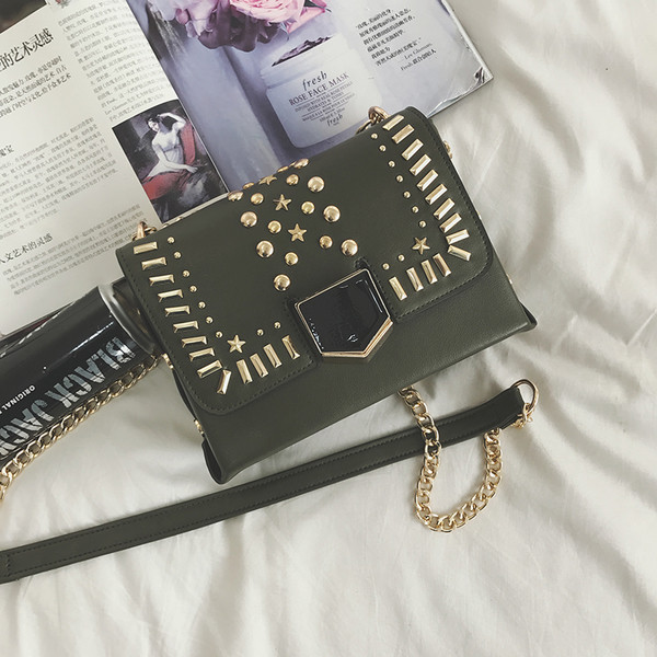 Μικρή γυναικεία τσάντα με μακρύ χερούλι σε τέσσερα χρώματα