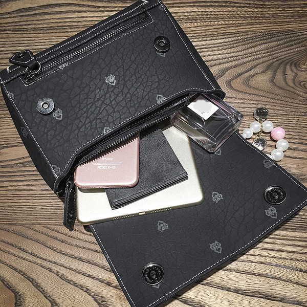 Κυρίες τσάντα ώμου σε δύο χρώματα