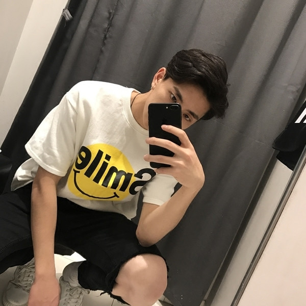 Мъжка дълга тениска с апликация в три цвята