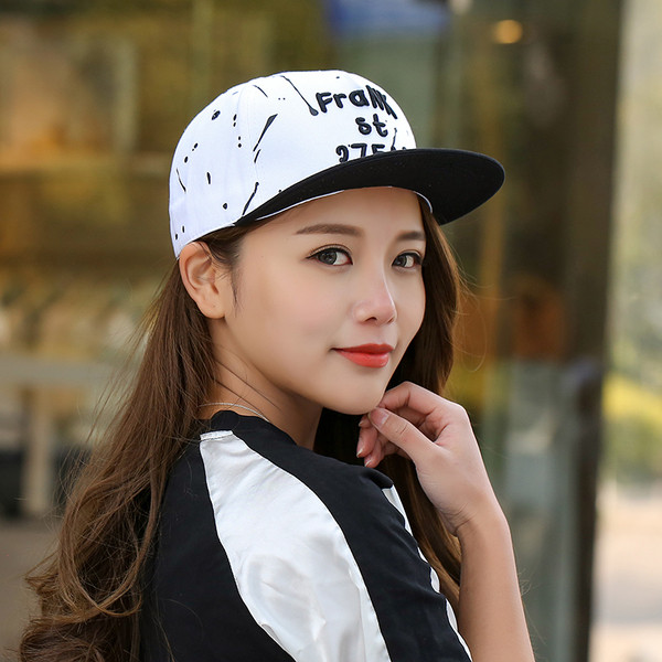 Σύγχρονη pillbox μπέιζμπολ αρκετά νέα μοντέλα