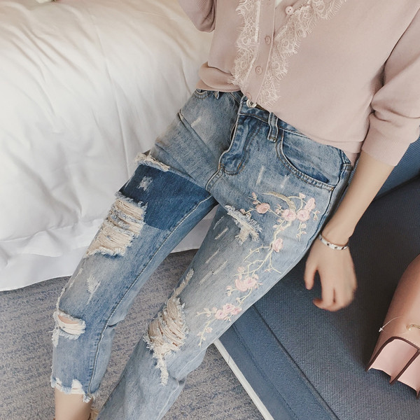 Υπέροχεα γυναικεία τζιν με υψηλή μέση και 7/8 μήκος