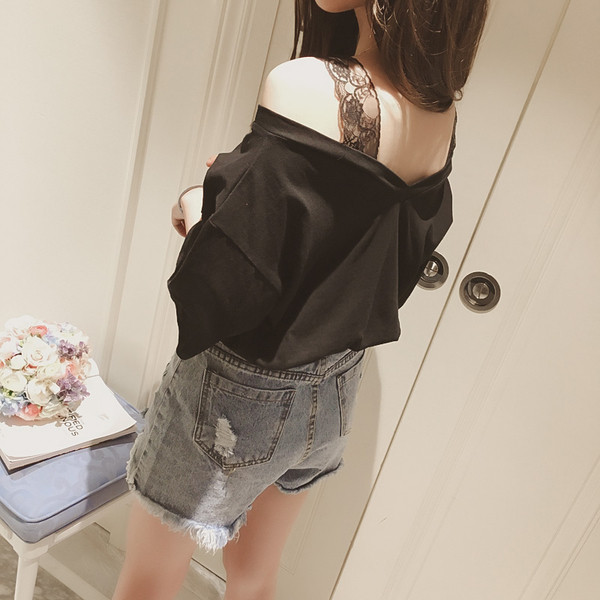 μπλούζα Μεγάλη κυρίες με ιμάντες δαντέλα έναν ώμο και φαρδιά μανίκια