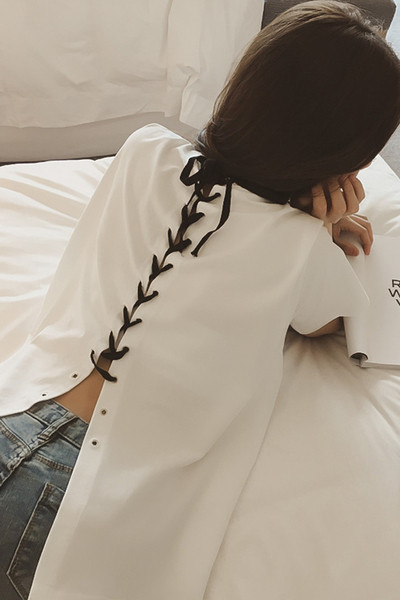 Καθημερινά shirt με κοντά μανίκια και πολλά ενδιαφέροντα links πλάτη με πλάτη