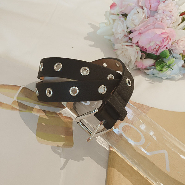 Страхотен и много нежен дамски кожен тънък колан