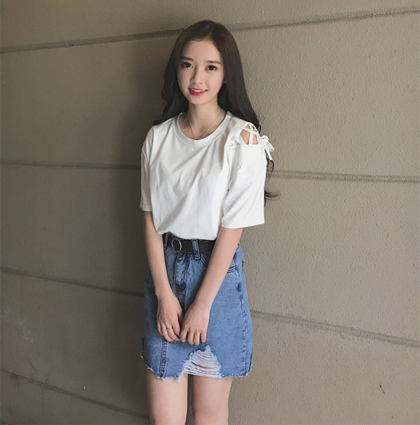 Μοναδική μπλούζα με μακριά μανίκια και γραβάτες ώμο