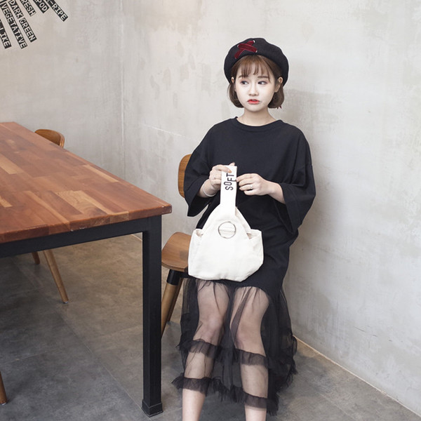 Καθημερινά κυρίες φόρεμα με μεταξωτές μοτίβα