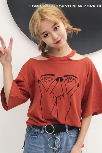 Γυναικεία μπλούζα σε δύο χρώματα με μια μεγάλη θήκη