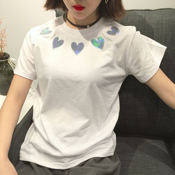 Καθημερινά μπλούζα με κοντά μανίκια και λαμπερό καρδιές λαιμό