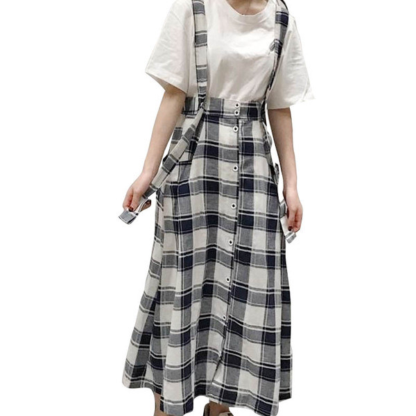 Μεγάλη κυρίες όμορφο ριγέ φούστα με ιμάντες γύρω από τη μέση