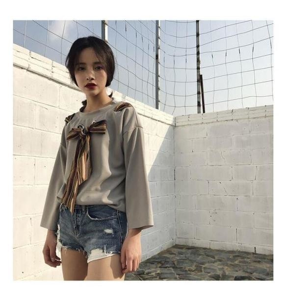 Μπλούζα με μακριά μανίκια και κορδέλα κατάλληλο για καθημερινή