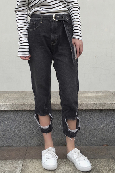 Μοναδικά μαύρα γυναικεία  τζιν από το μοντέλο  "boyfriend''