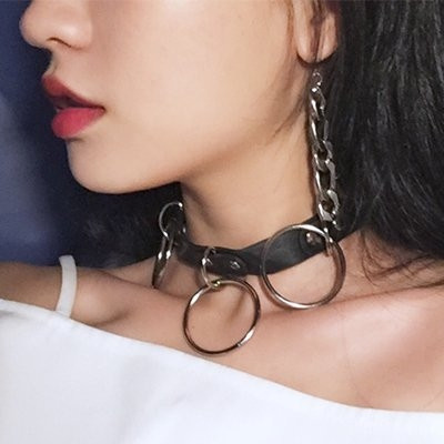 Υπέροχο γυναικείο δερμάτινο τσόκερ  για το λαιμό