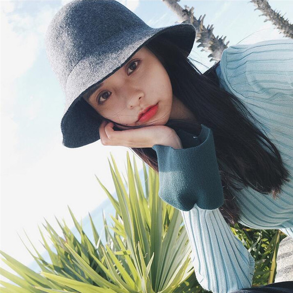 Дълбока много красива дамска шапка