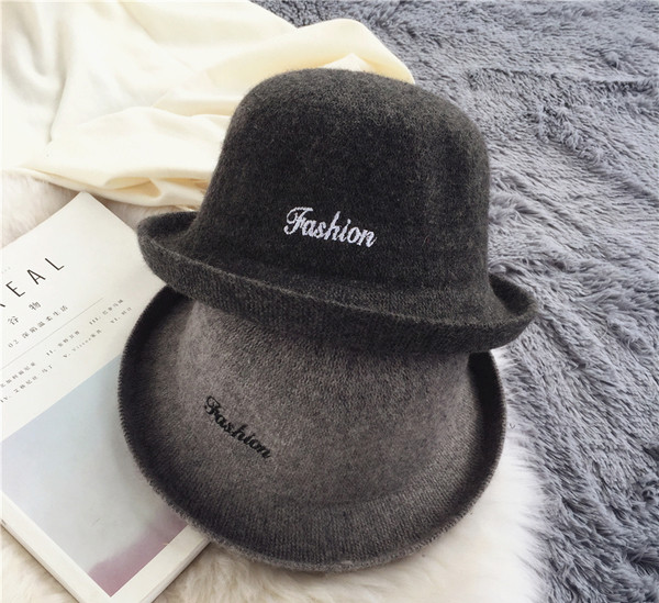 σύγχρονη καπέλο Καθημερινά των γυναικών σε διάφορα χρώματα