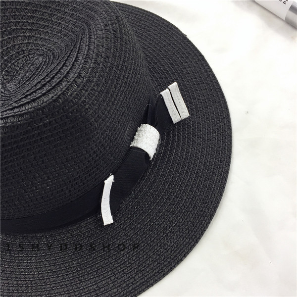 Μεγάλη καπέλο κυρίες παραλία σε δύο χρώματα με όμορφη κορδέλα