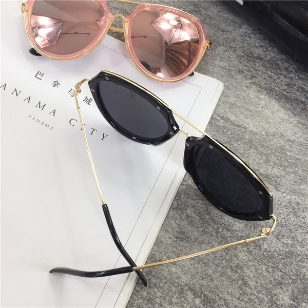 γυαλιά Σύγχρονη γυναικών σε ροζ και μαύρο