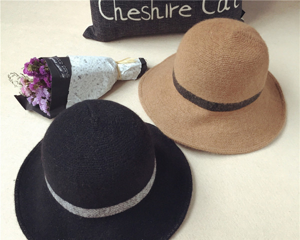 Уникално дамско бомбе в три различни цвята 