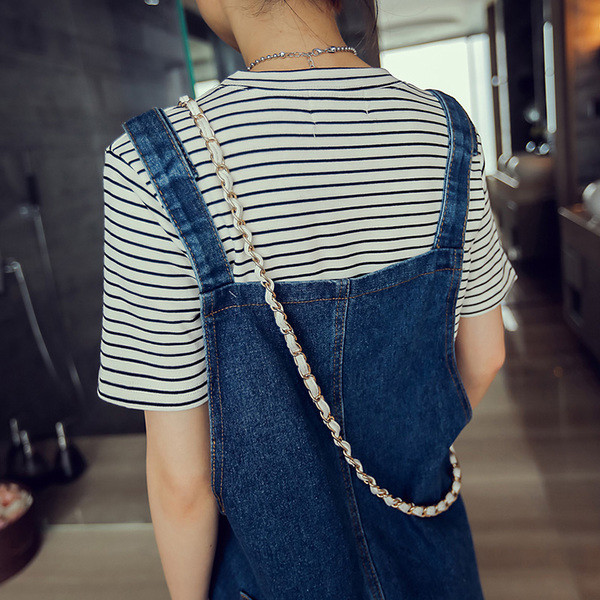 Ежедневна тъмносиня дамска дънкова рокля в стил гащеризон