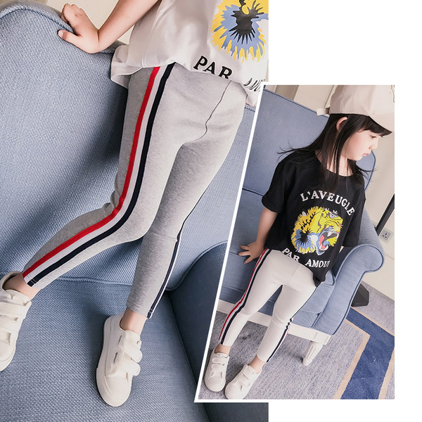 Изчистен ежедневен панталон за момиченце 