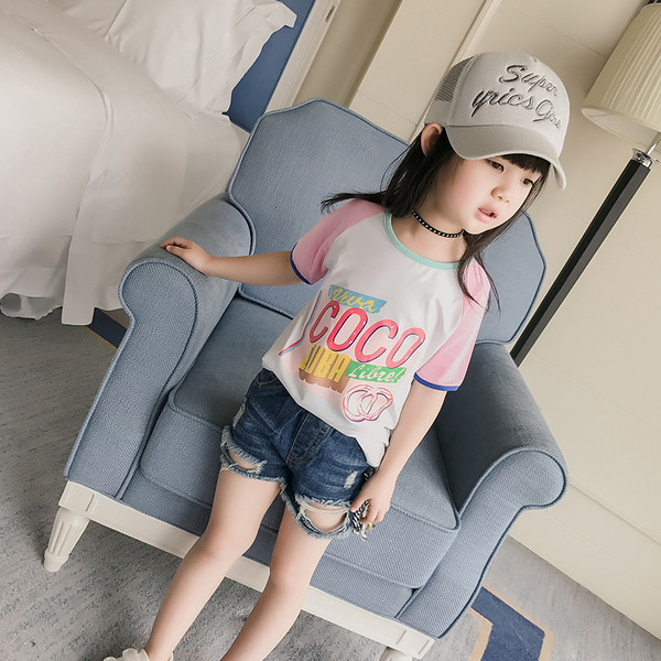 Уникална блузка с къс ръкав подходяща за горещите летни дни