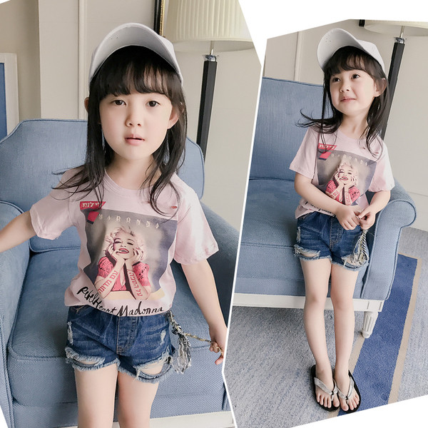 Страхотна тениска с къс ръкав и апликация "Marilyn Monroe'' в четири различни цвята