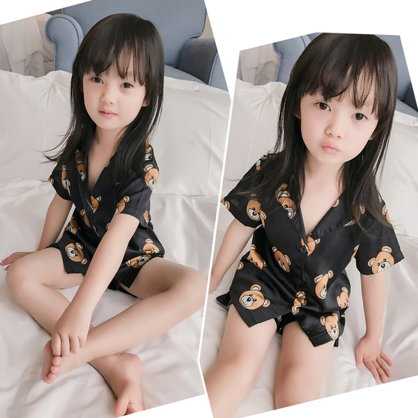 Много красива пижамка за момиченце в два цвята и апликация мечета