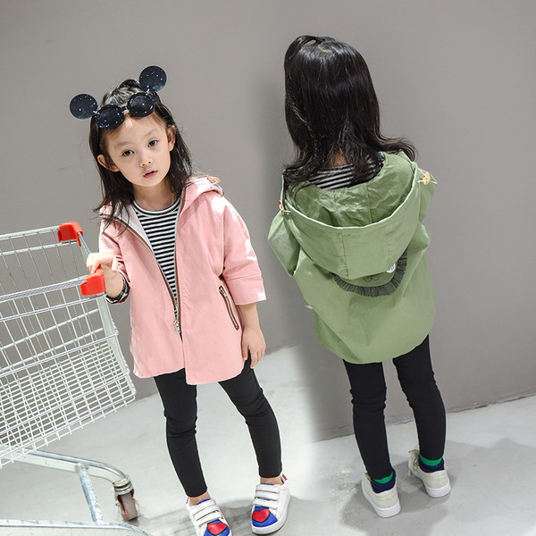 Много интересно пролетно якенце в два цвята с цип и качулка