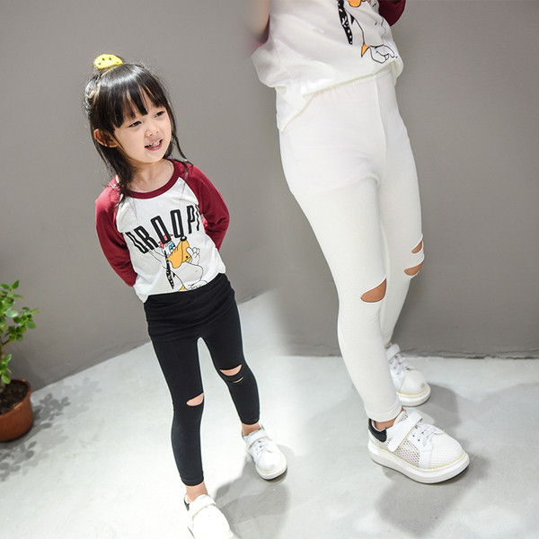 Страхотно памучно детско клинче в два цвята с разпрани колена